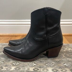 Tecovas Women’s The Daisy